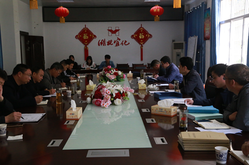 湖北省應(yīng)急管理廳到礦業(yè)公司開展專項執(zhí)法檢查(圖2) 湖北省應(yīng)急管理廳到礦業(yè)公司開展專項執(zhí)法檢查(圖2)