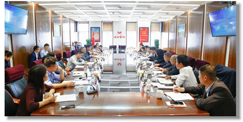 建行總行嚴(yán)達峰一行到宜化集團調(diào)研指導(dǎo)(圖2)