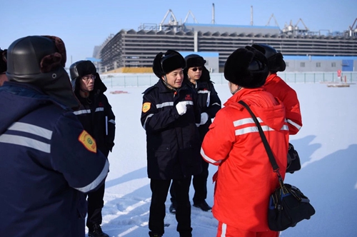 宜昌市領(lǐng)導(dǎo)王應(yīng)華、王大真一行到新疆宜化調(diào)研走訪(圖1)