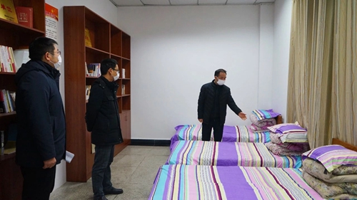 周金平到楚星公司、松滋肥業檢查疫情防控情況(圖2)