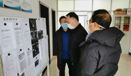 周金平先后到楚星公司、松滋肥業(yè)、實(shí)訓(xùn)基地和股份公司檢查疫情防控工作(圖3)