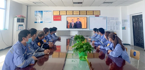 向抗疫英雄致敬！宜化集團組織收看全國抗擊新冠肺炎疫情表彰大會(圖5)