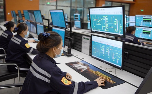 重磅喜訊：新疆宜化尿素產(chǎn)品順利下線！(圖2)