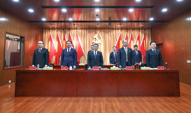 宜化集團2022年度總結表彰暨第七屆職工代表大會開幕 卞平官作報告(圖1) 宜化集團2022年度總結表彰暨第七屆職工代表大會開幕 卞平官作報告(圖1)