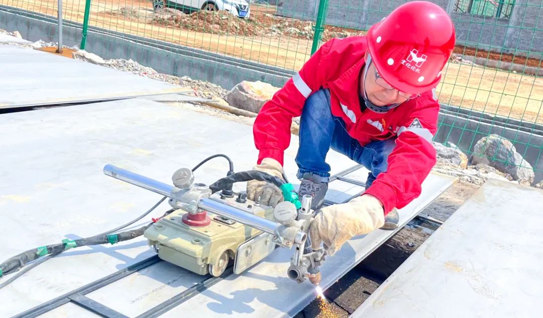 【宜化榜樣】金牌能手陳東:堅守初心練本領(lǐng),潛心鉆研提技能(圖2) 圖片