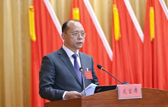 宜化集團(tuán)2023年度總結(jié)表彰、改革創(chuàng)新暨七屆三次職工代表大會(huì)開(kāi)幕(圖4)