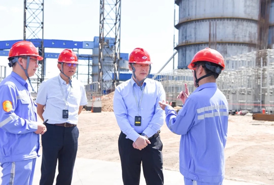 宜昌市國(guó)資委黨委書記、主任黃智華到新疆區(qū)域分子公司調(diào)研(圖1)