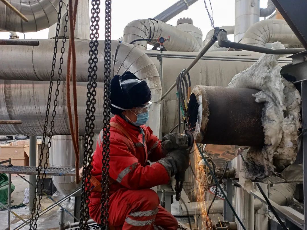 齊心協(xié)力戰(zhàn)檢修 砥礪揚帆再前進(圖2) 齊心協(xié)力戰(zhàn)檢修 砥礪揚帆再前進(圖2)