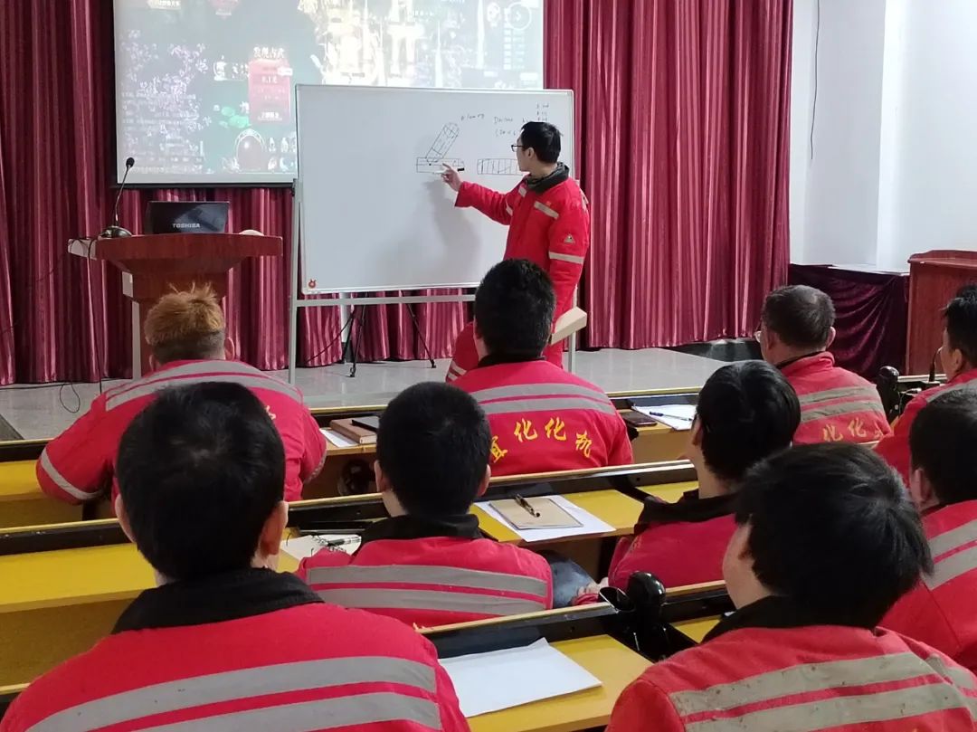 設備制造分開展專業技能培訓活動(圖1) 圖片